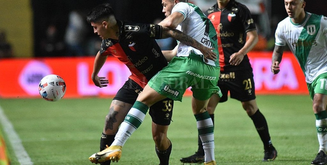 Previo a la fiesta, Colón empató 0 a 0 con Banfield 