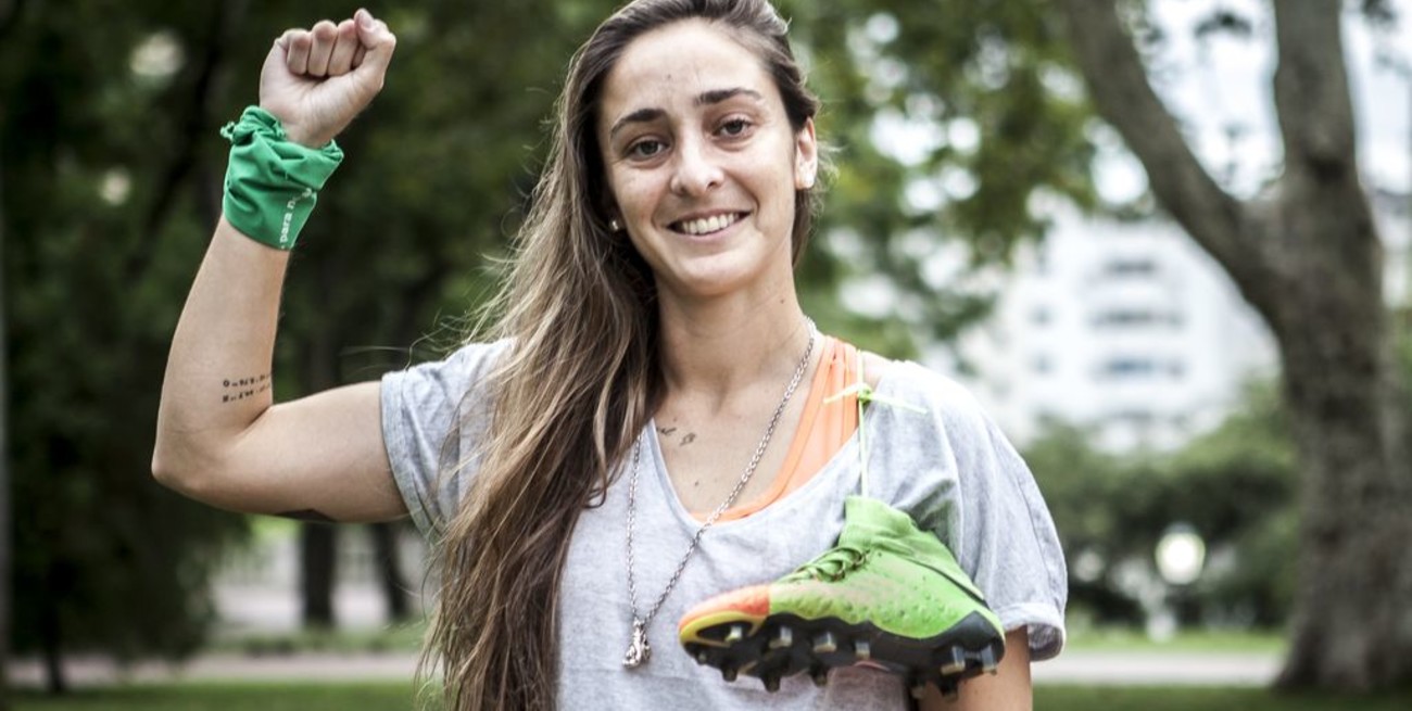 La santafesina "Maca" Sánchez será la  pionera del fútbol femenino profesional