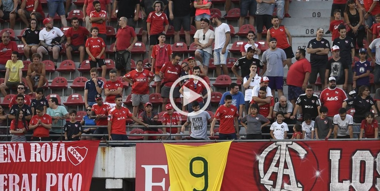 Emotivo homenaje a Emiliano Sala en el partido de Independiente contra Unión