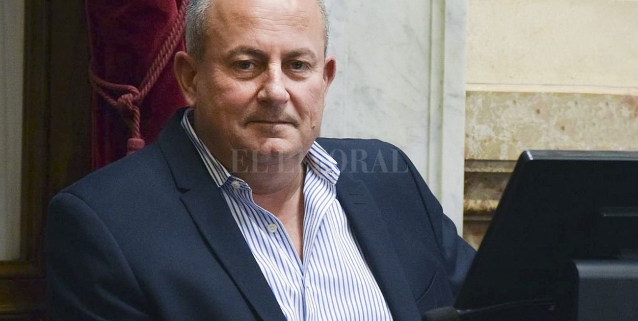 Una empleada del Congreso denunció por acoso a un senador nacional del oficialismo