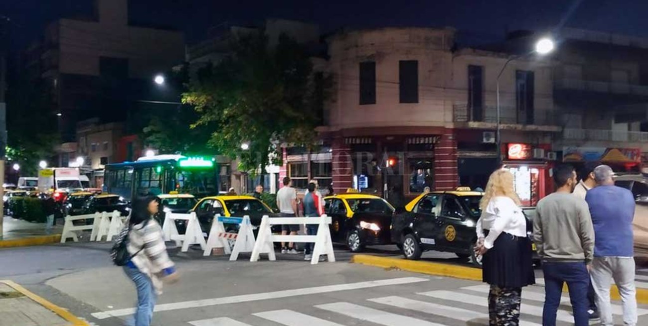 Mataron a un taxista en Rosario y no hay servicio por 24 horas