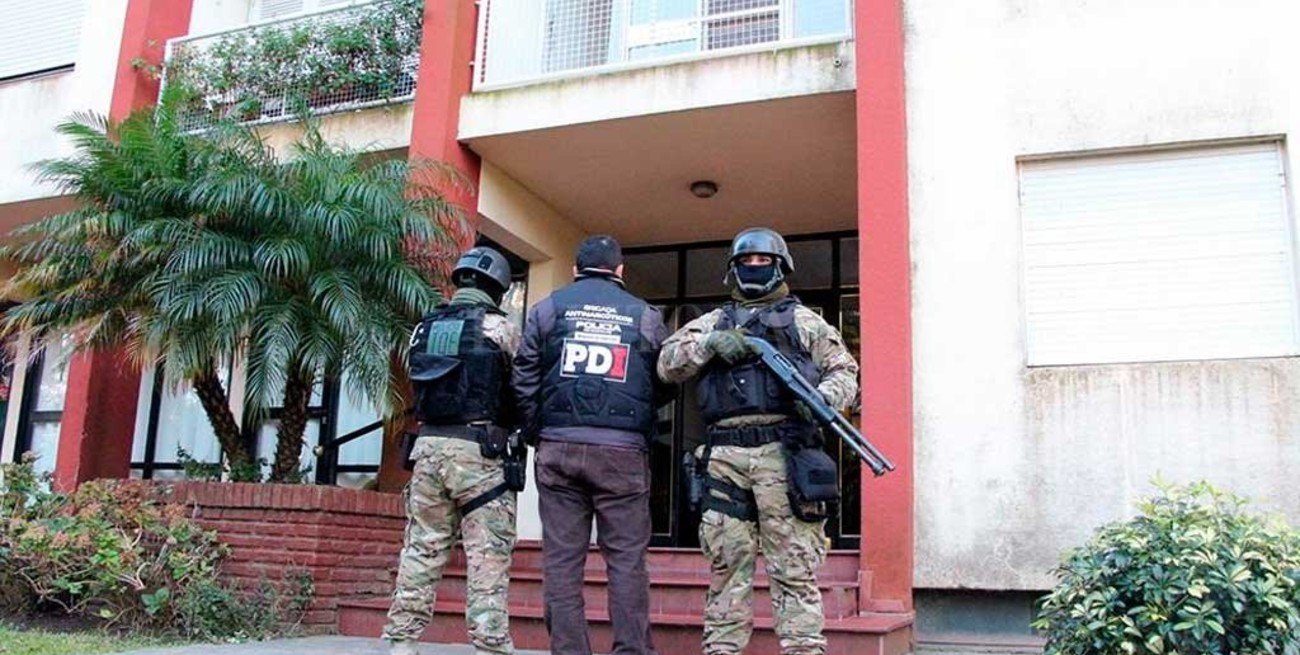 Dos detenidos y secuestro de drogas en Santa Fe