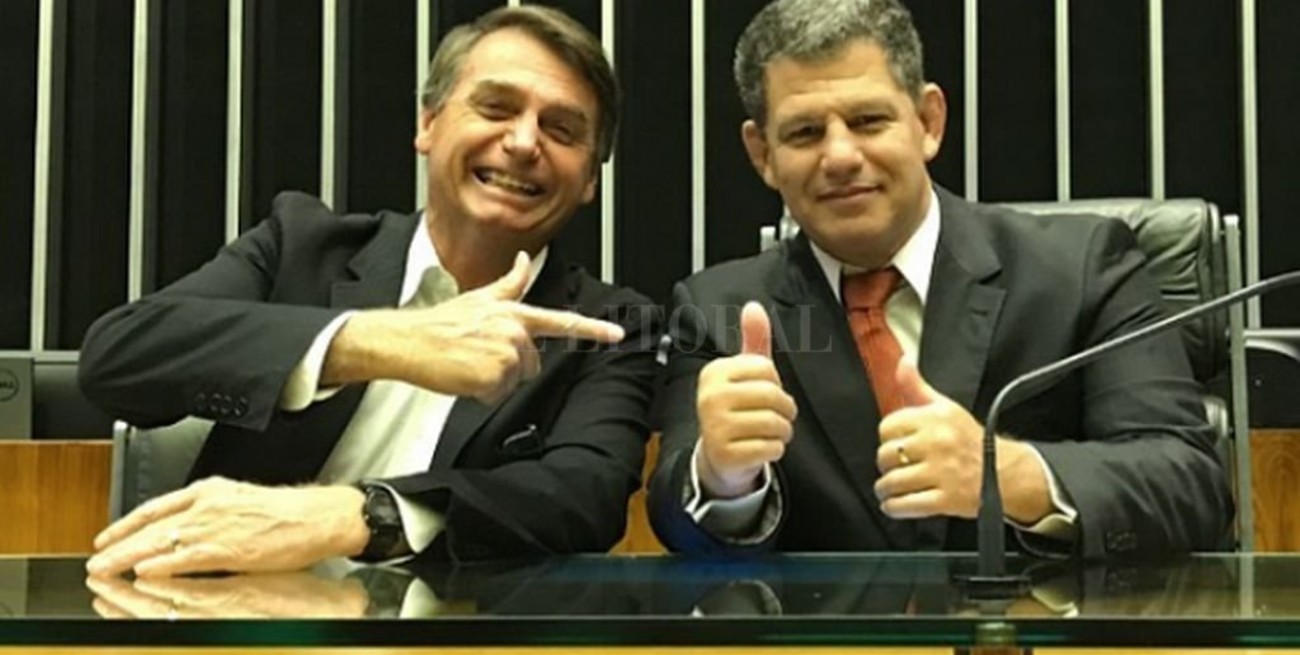 A menos de dos meses de asumir Bolsonaro ya tiene su primera "baja" por corrupción