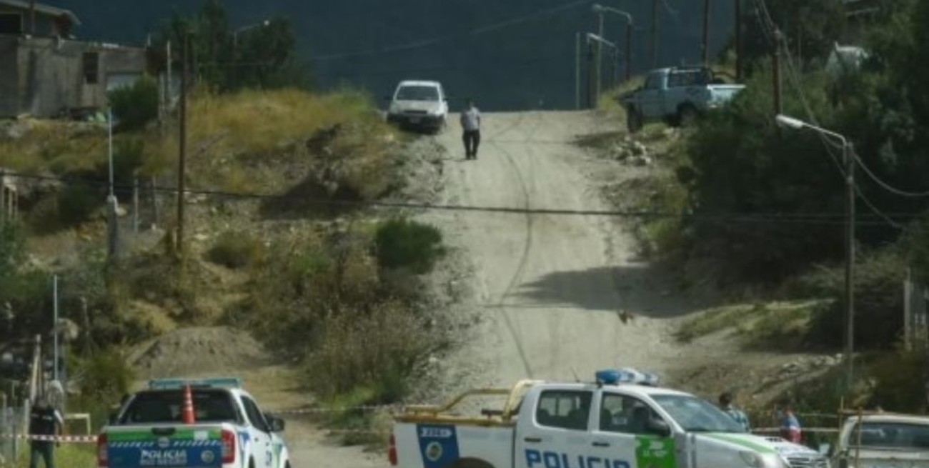 Una chica de 14 años fue asesinada a puñaladas en un bar de Bariloche 