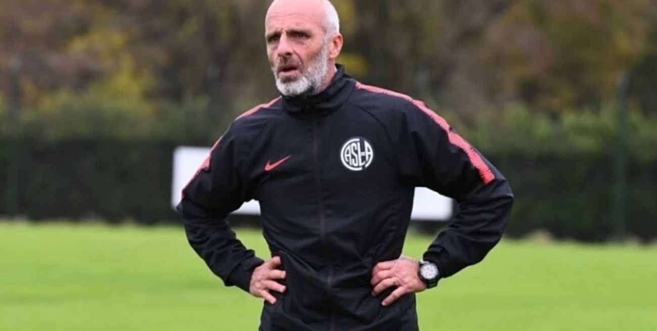 Monarriz, DT interino de San Lorenzo, paró su primer once pensando en Independiente