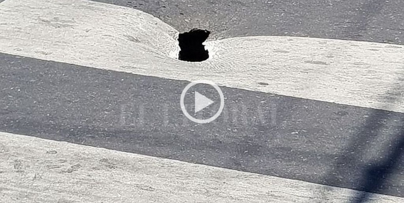 Precaución: pozo con aires de bache