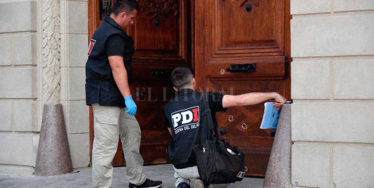 Balearon el frente del Concejo de Rosario