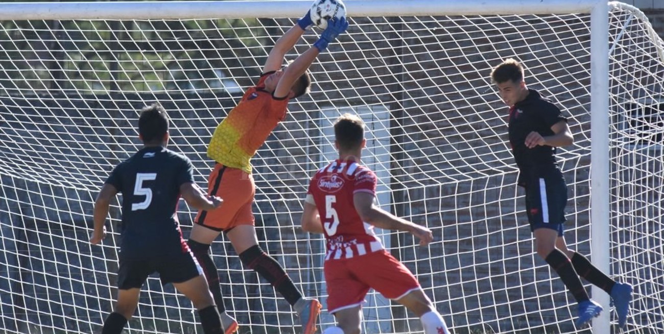 "Fue un partido duro, sirve el punto"