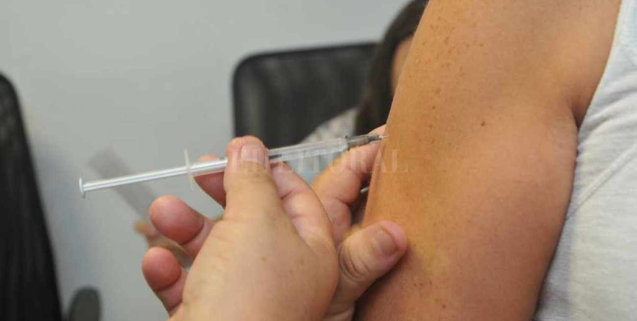 Piden a la población con factores de riesgo que se vacune contra la gripe