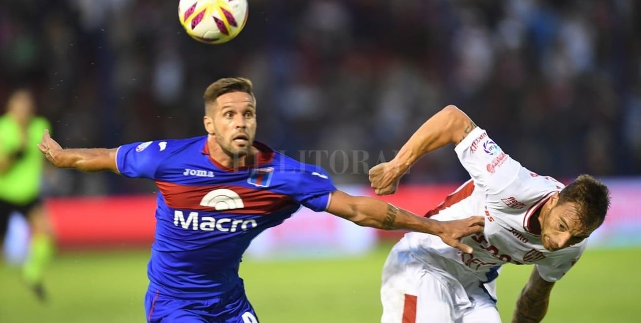 Unión pega primero y luego se deja pegar