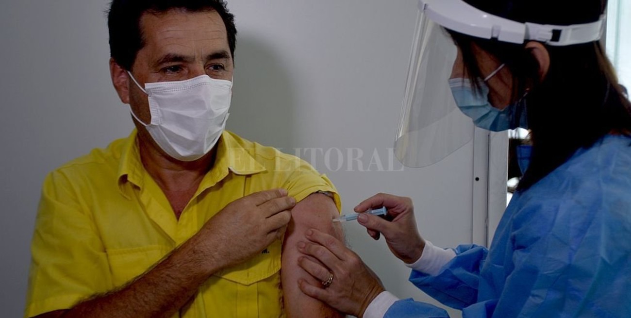 Argentina: apenas el 0,5% de los "eventos supuestamente atribuidos a vacunas" requirieron hospitalización