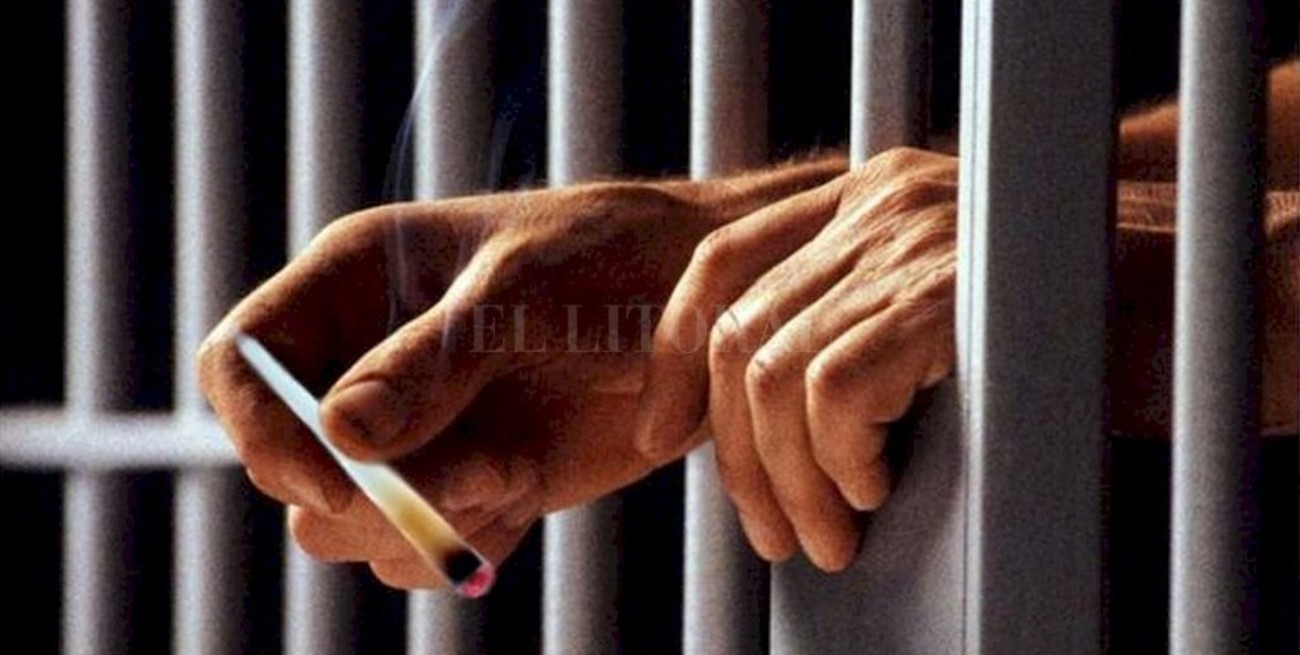 ¿Es una "acción privada" usar drogas en la cárcel?