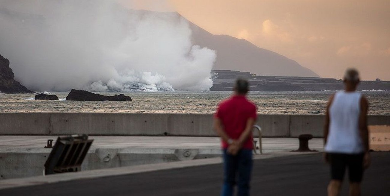 La Palma: el delta creado sobre el Océano Atlántico por la lava del volcán Cumbre Vieja será propiedad estatal