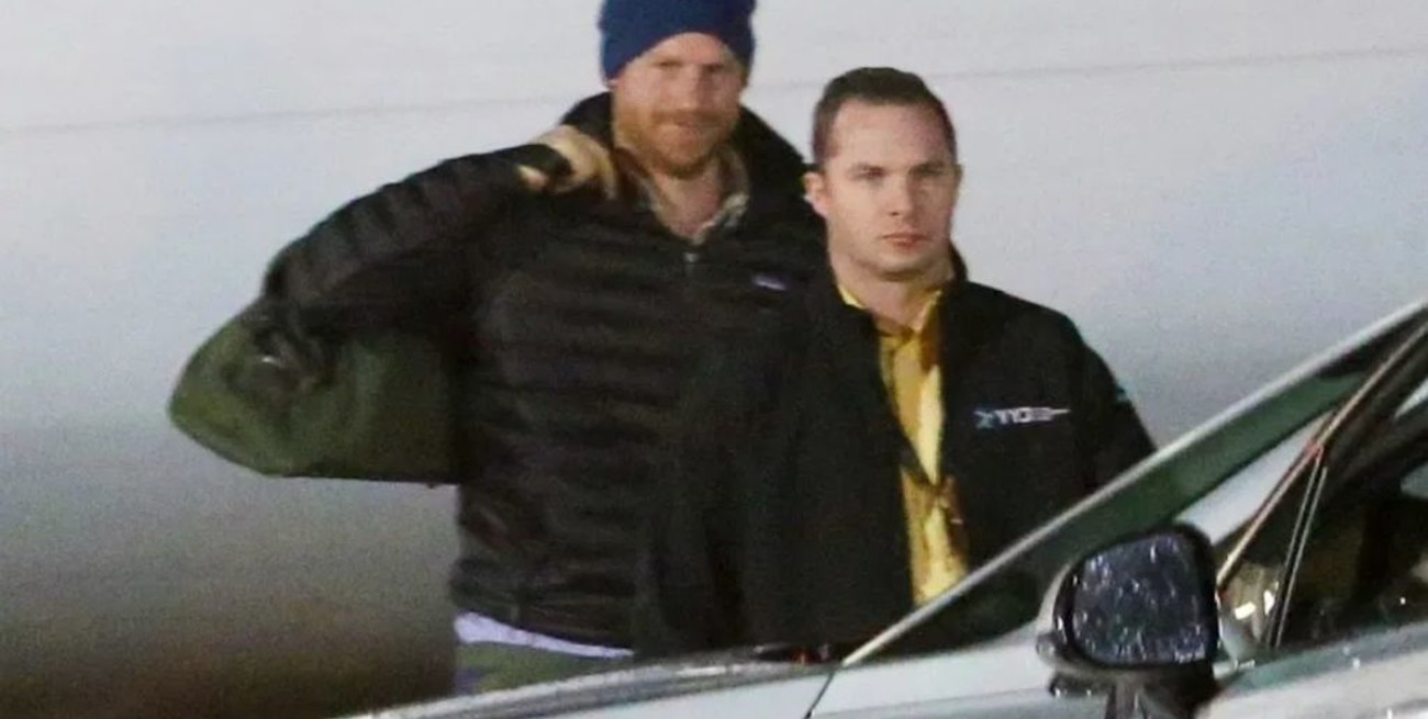 El príncipe Harry llegó a Canadá para comenzar su nueva vida con Meghan Markle