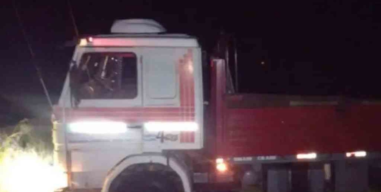 Córdoba: se quedó sin frenos, saltó del camión para salvarse y murió