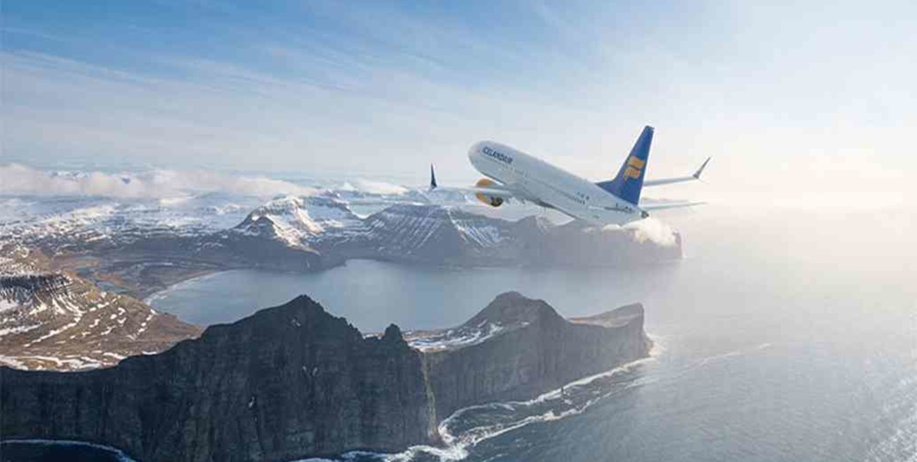 Hallaron la avioneta con turistas que desapareció en un lago de Islandia