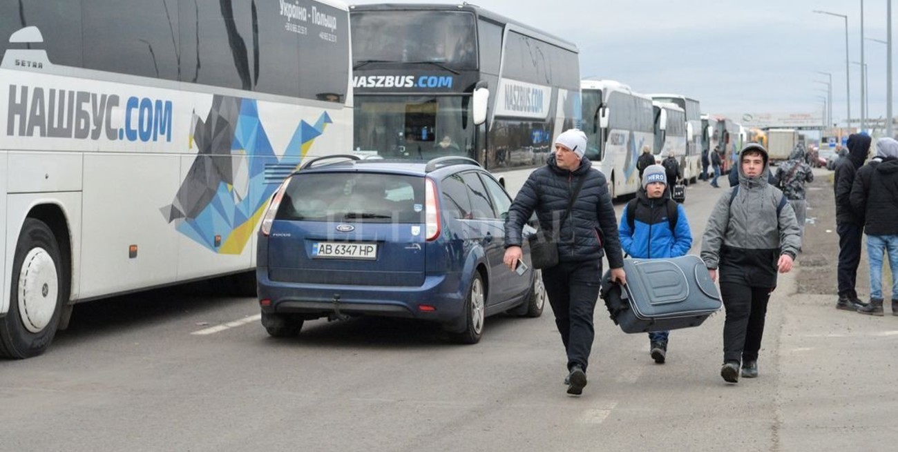 Unos 50 argentinos en Ucrania quieren salir del país