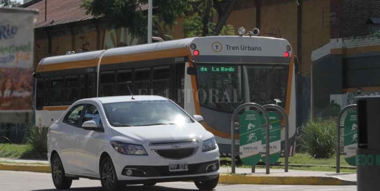 Concejo: solicitan declarar como un bien "inútil" al Tren Urbano y que se subaste  