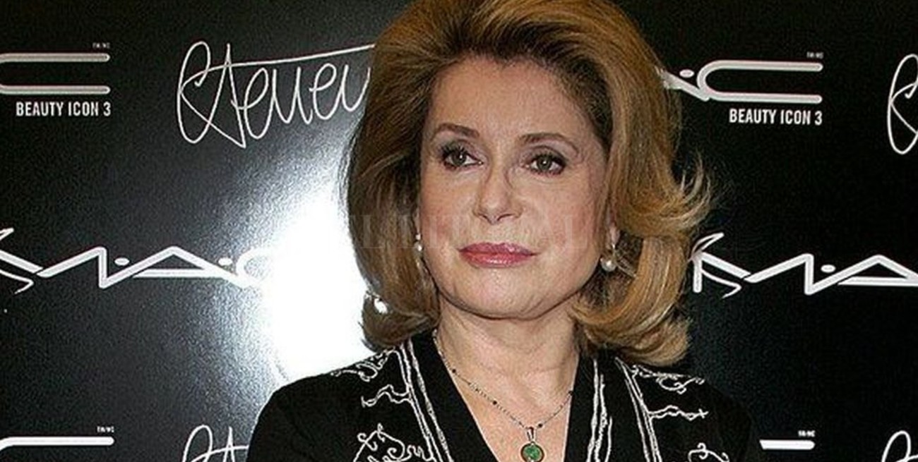 Internaron a Catherine Deneuve.