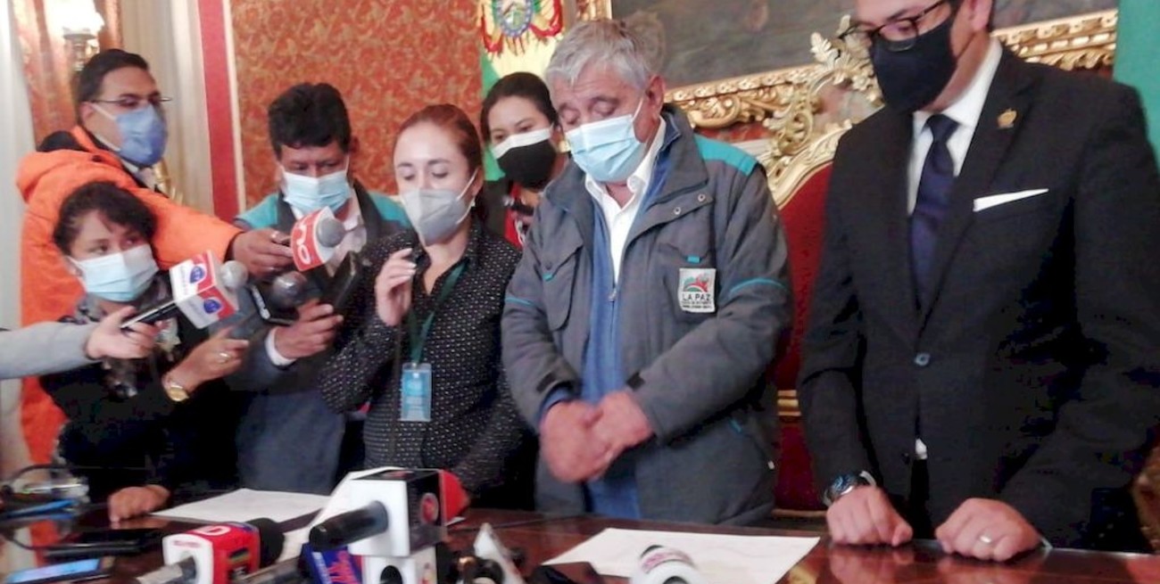 Coronavirus: tres localidades bolivianas prohibieron celebrar Fin de Año por el record de contagios