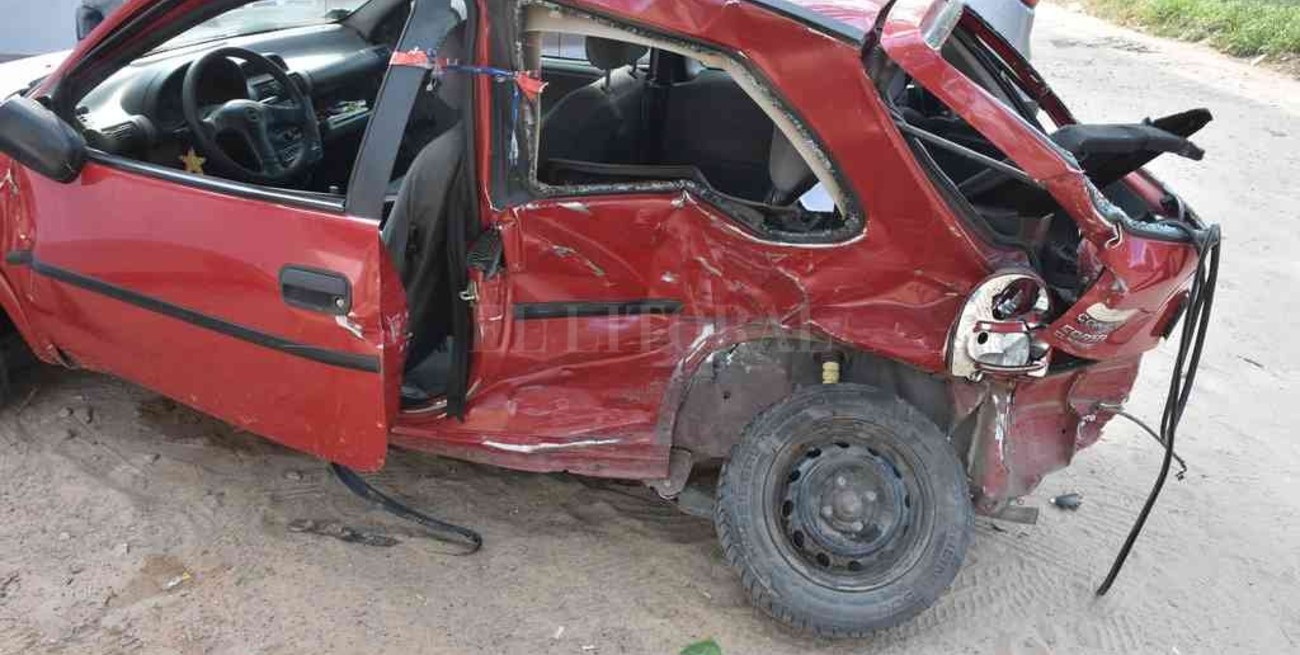 Quedó internado el Padre Camussi tras un violento choque en la Ruta 1