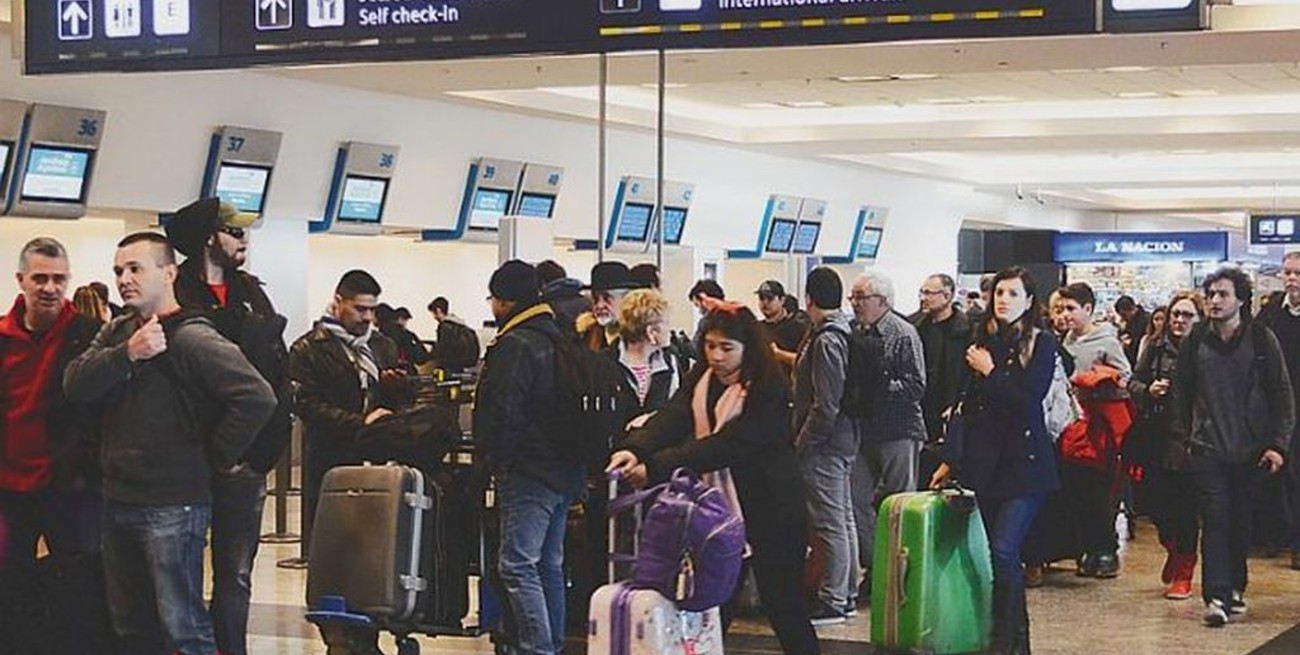 Argentina: El 45% de los pasajeros en vuelos internacionales en octubre fueron extranjeros