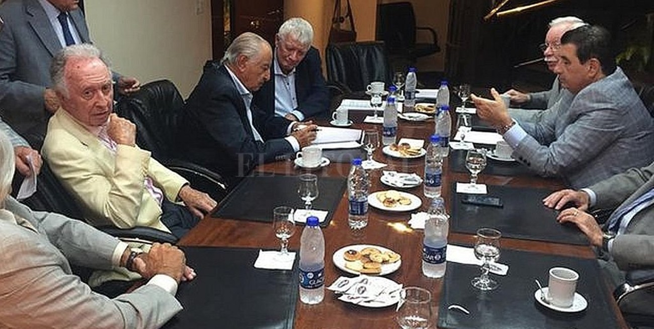 Cerró la paritaria nacional de comercio con aumento y sumas fijas