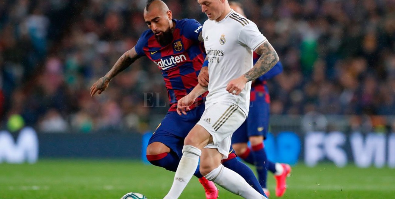 Suspenden la liga española de fútbol