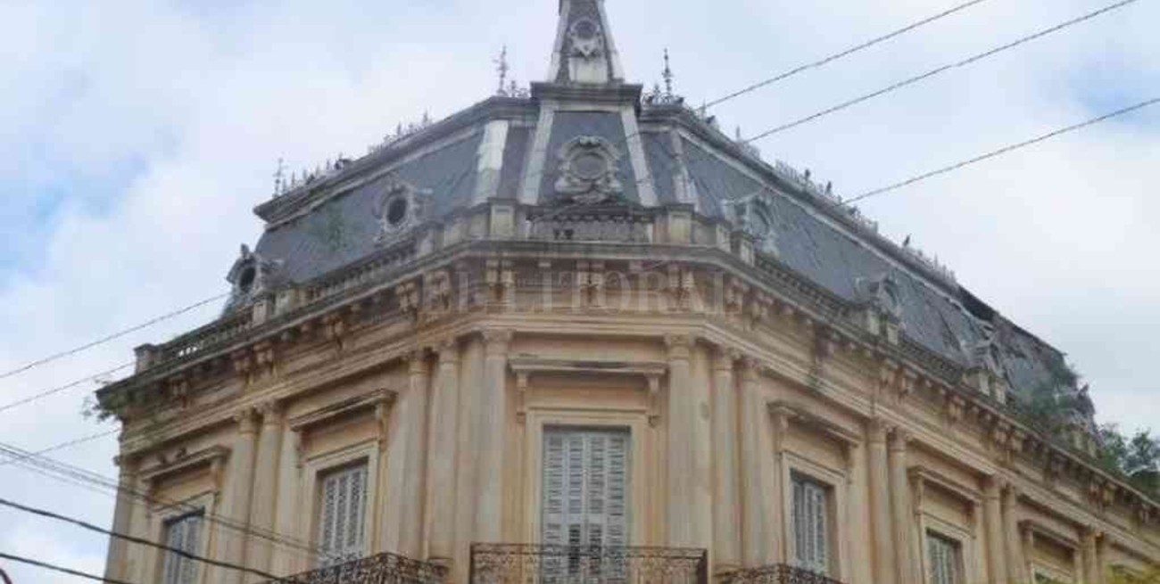 Destacan la recuperación y puesta en valor del Palacio Stoessel en Esperanza