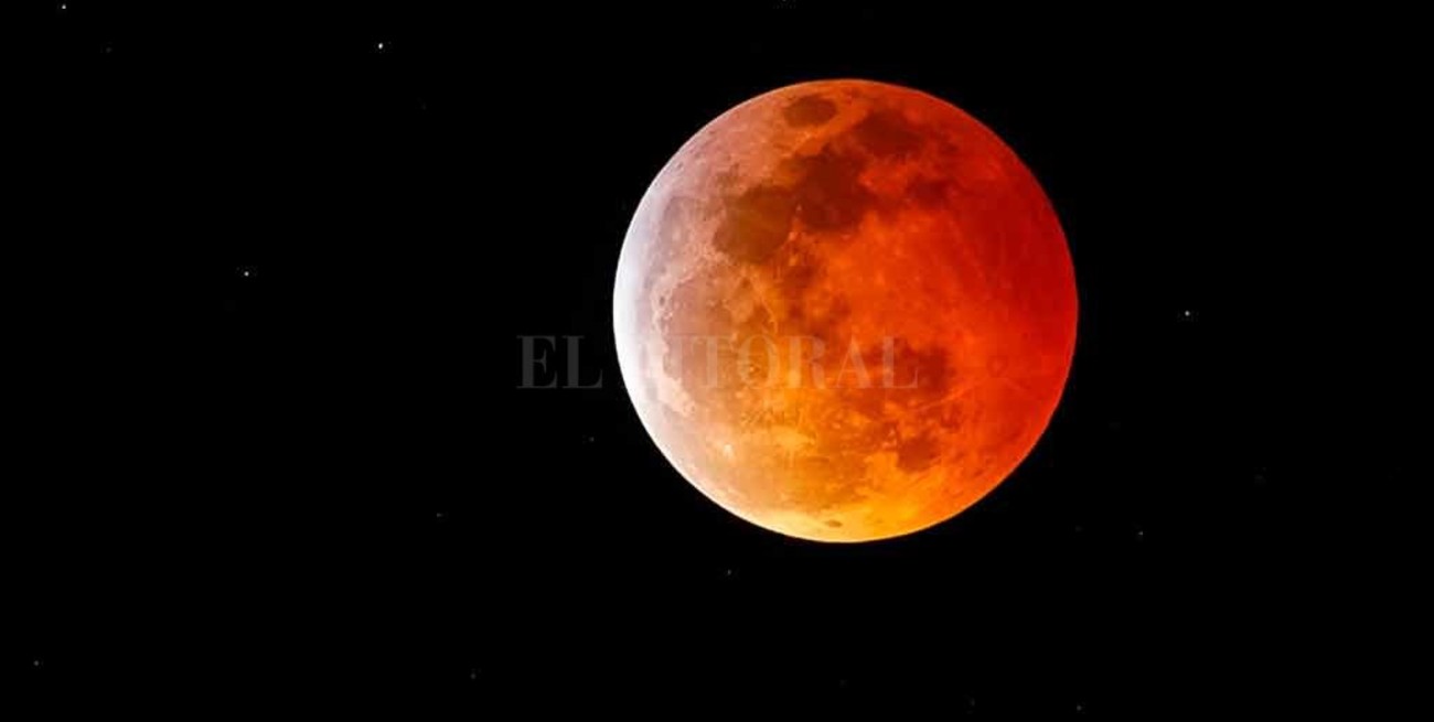 Las mejores fotos y el minuto a minuto de la "Superluna de sangre"