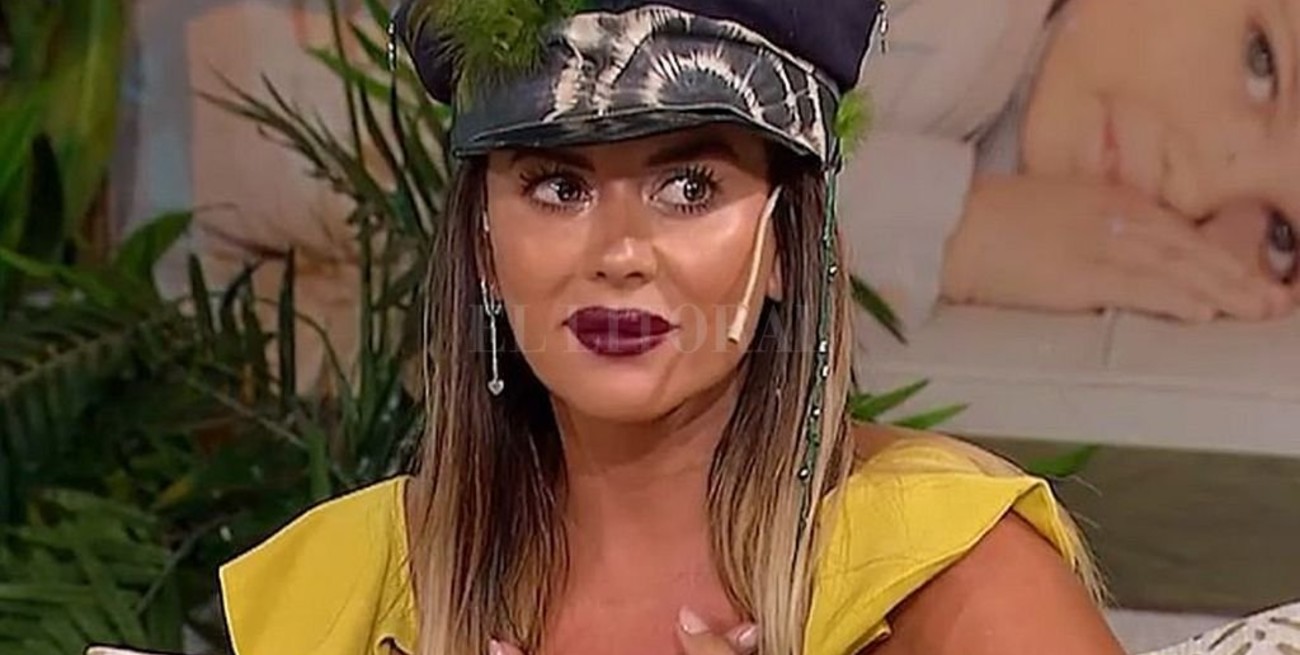 Karina Jelinek se descompuso al aire