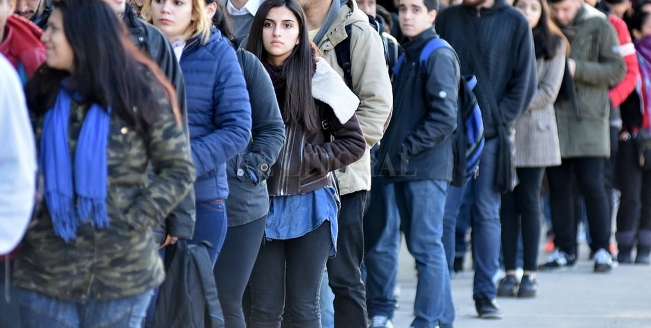 El desempleo joven es más que el triple del promedio