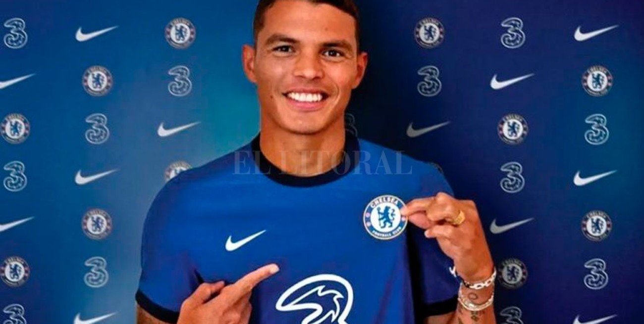 El Chelsea anunció la contratación de Thiago Silva