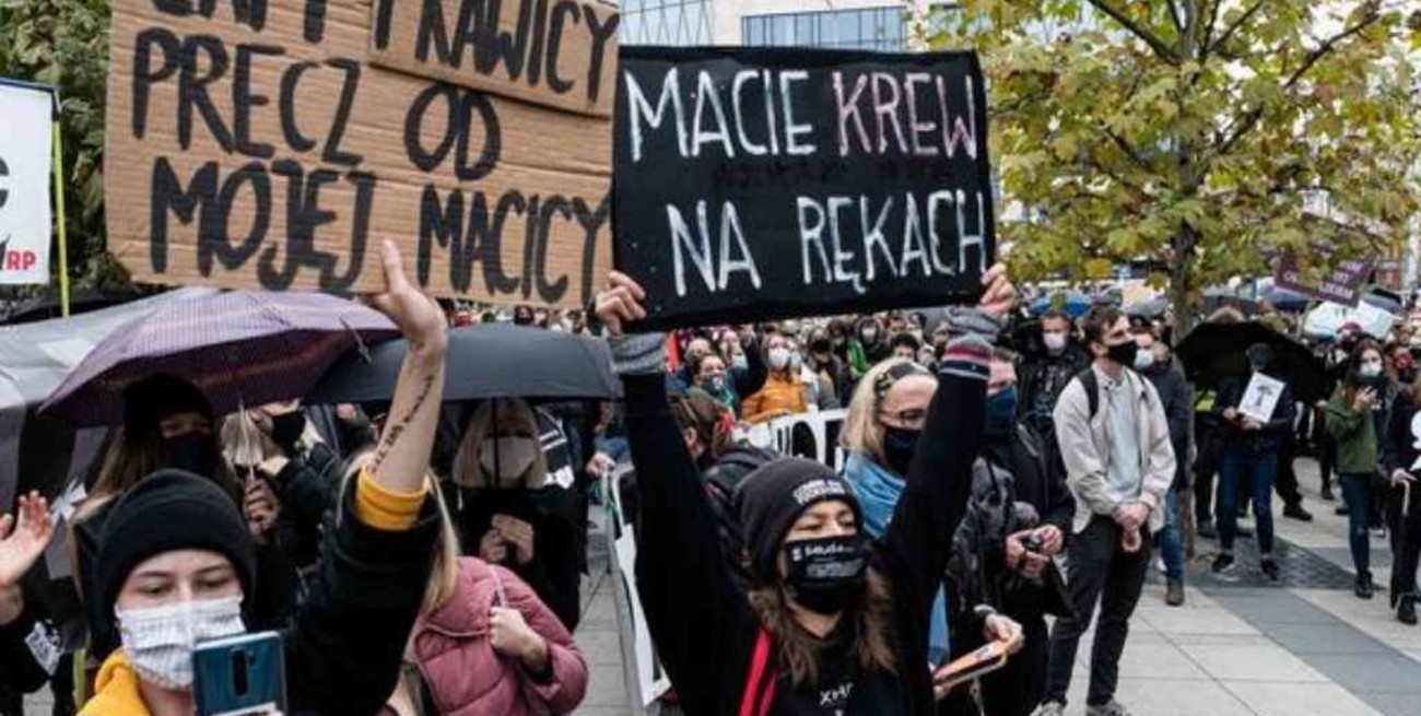 Séptimo día de manifestaciones en Polonia contra el aumento de las restricciones al aborto  