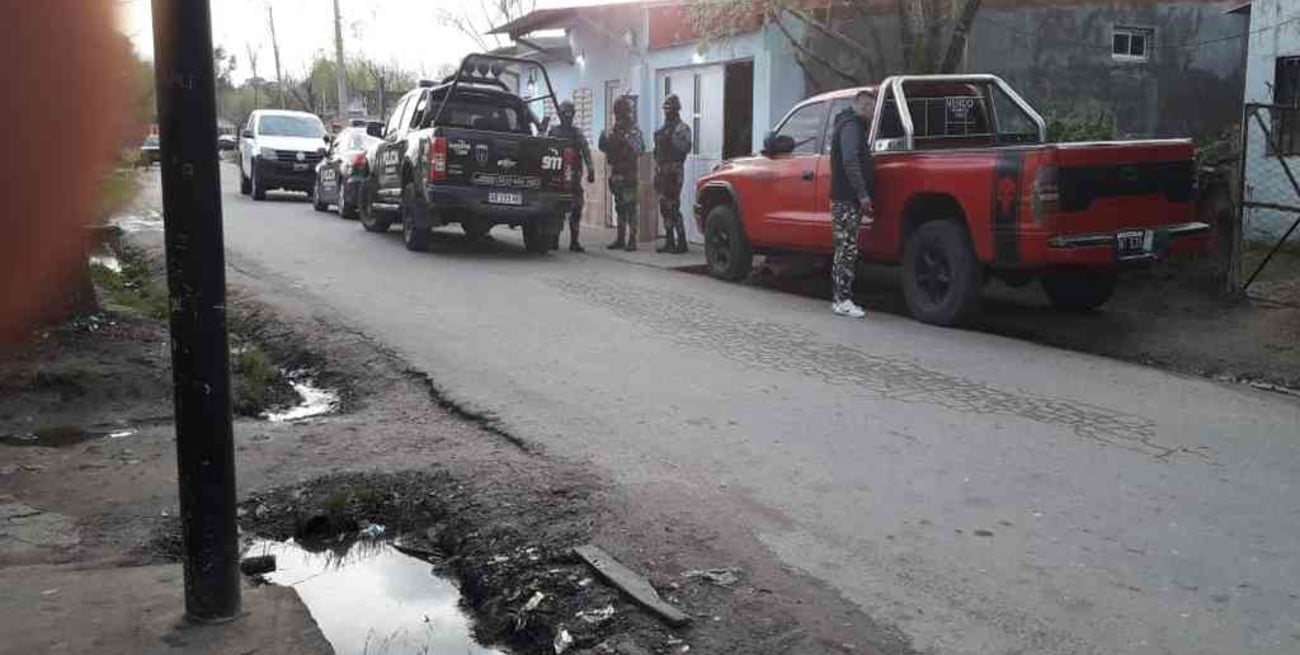 Allanamientos en Varadero Sarsotti por abuso de armas