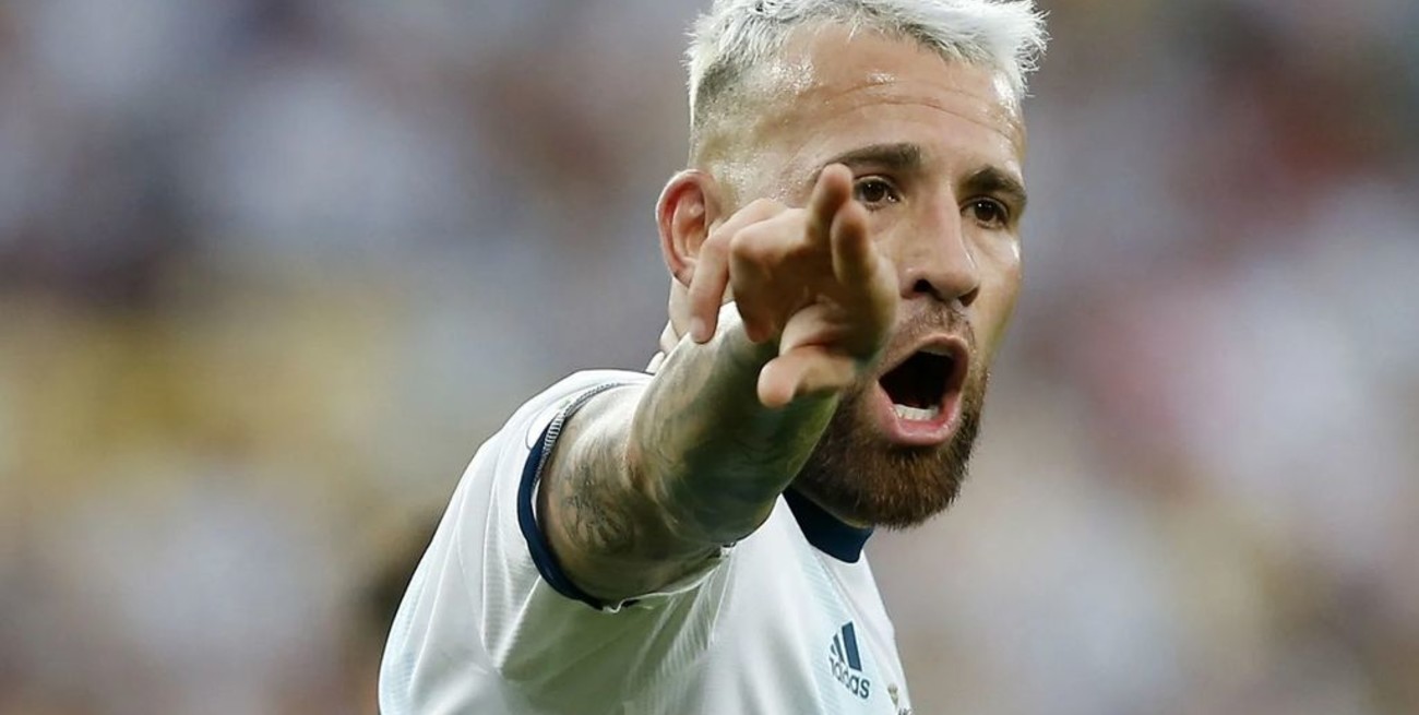 Nicolás Otamendi quiere terminar su carrera en River, dijo su representante