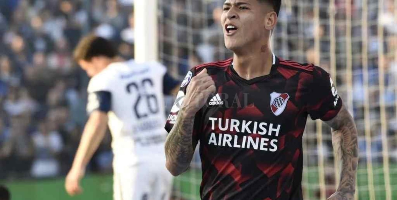 CSKA vuelve a la carga por Carrascal 