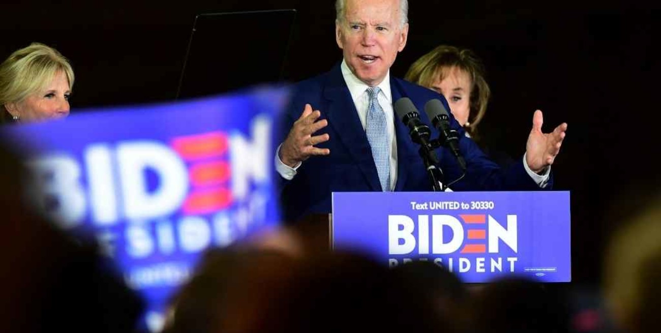 Biden aventaja a Trump en 10 puntos en la última encuesta  