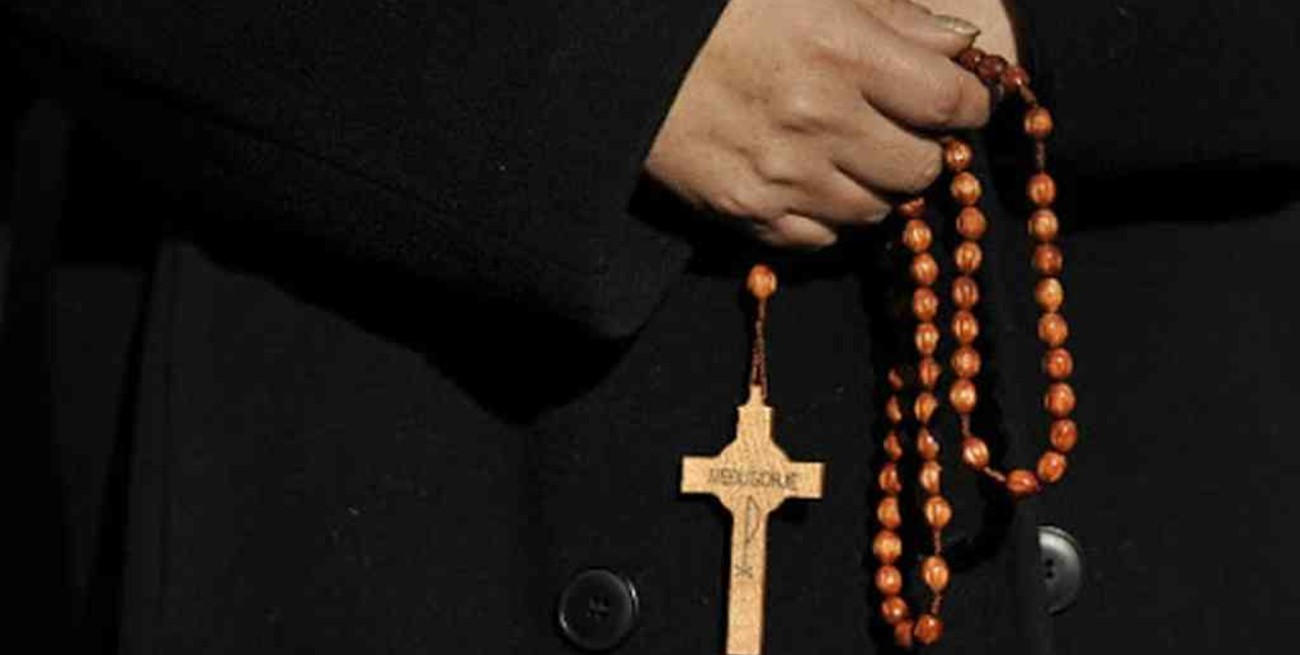 Cinco sacerdotes colombianos son investigados por una denuncia de abuso sexual