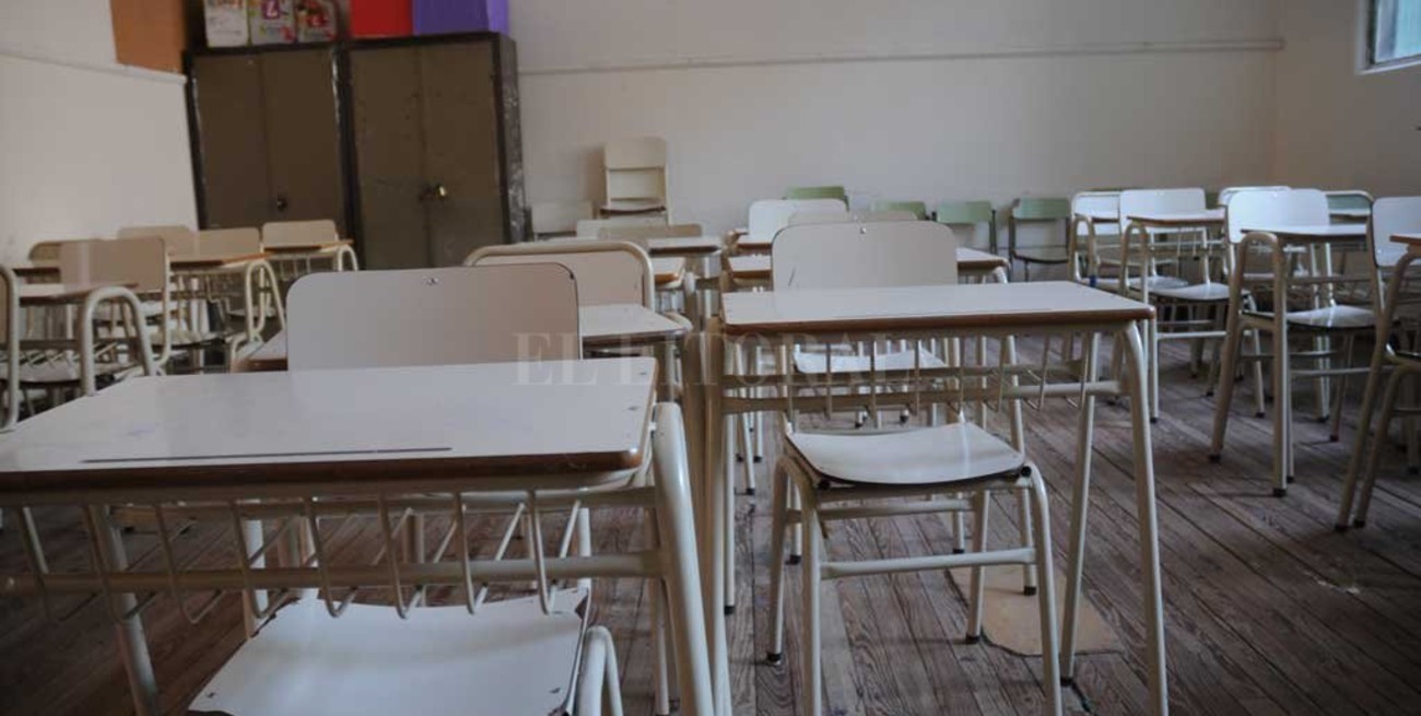 Se cumple la jornada de paro docente en las escuelas públicas