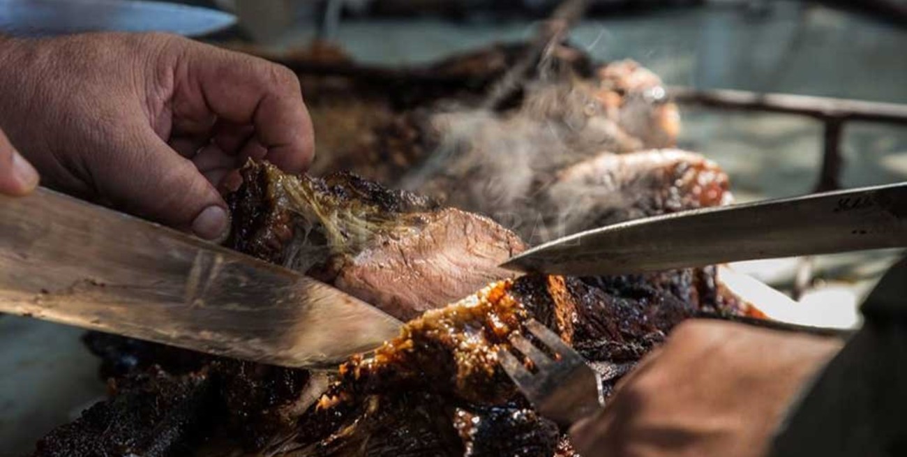 Asadores del país llegan a San Jerónimo Norte para participar de la Fiesta Regional del Asado a la Estaca