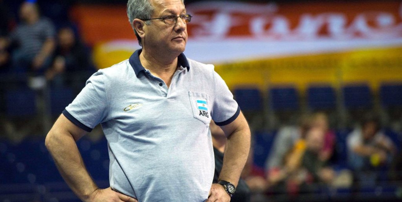 Julio Velasco le puso fin a su carrera como entrenador de voley