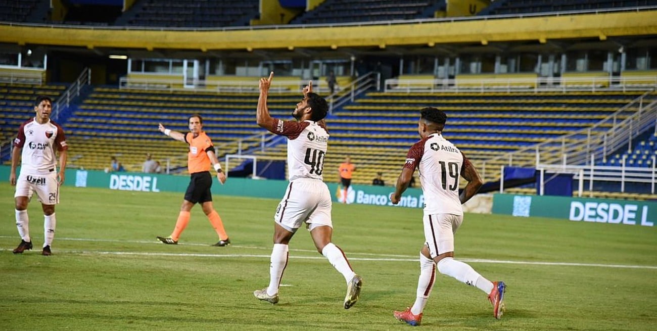 Colón vence a Rosario Central 