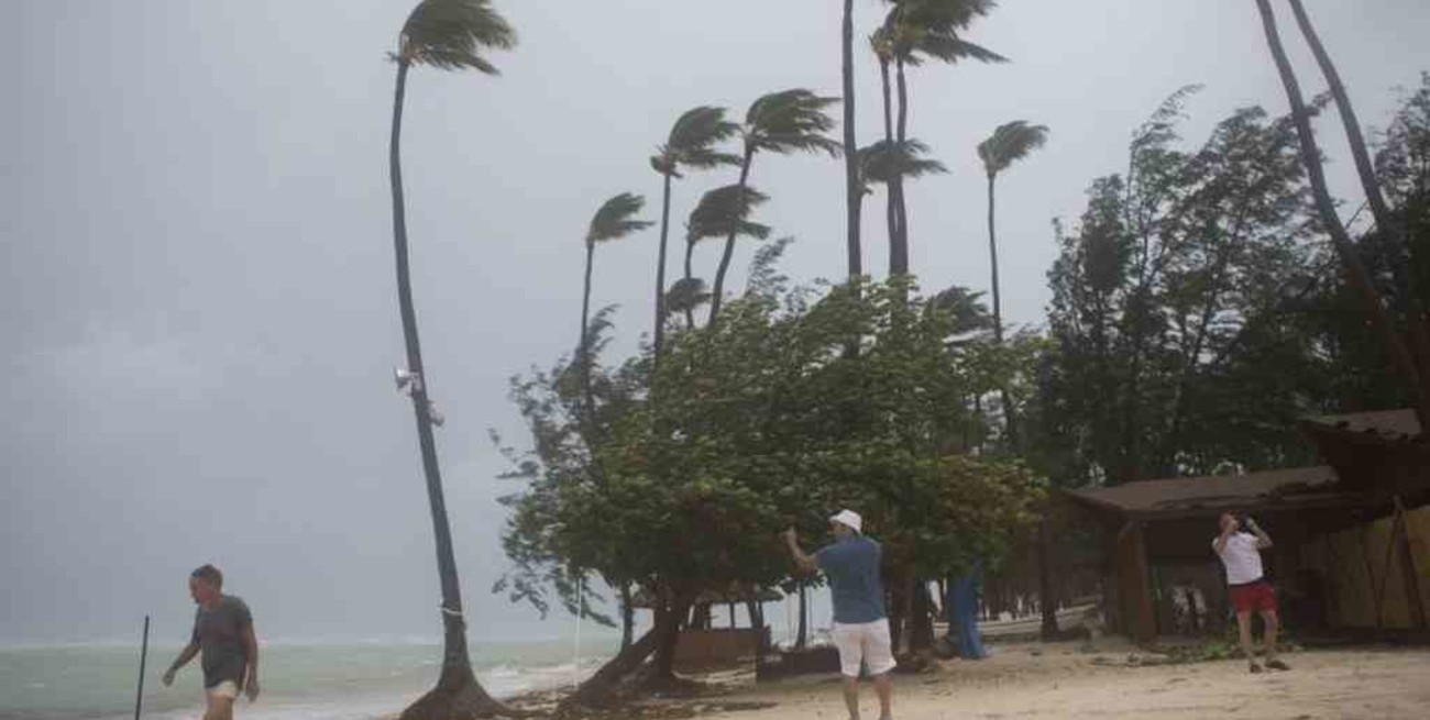 El potencial ciclón tropical nueve avanza hacia Puerto Rico  