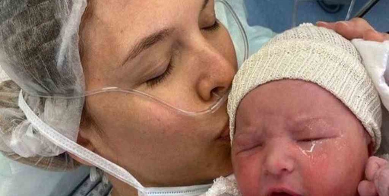 Nació California, la hija de Sofía Zámolo