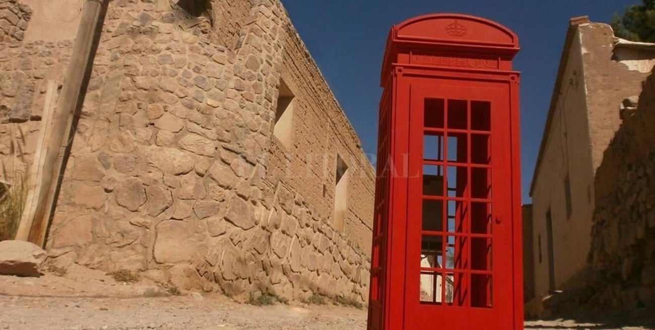 Inauguran la muestra "Trasfondo" 