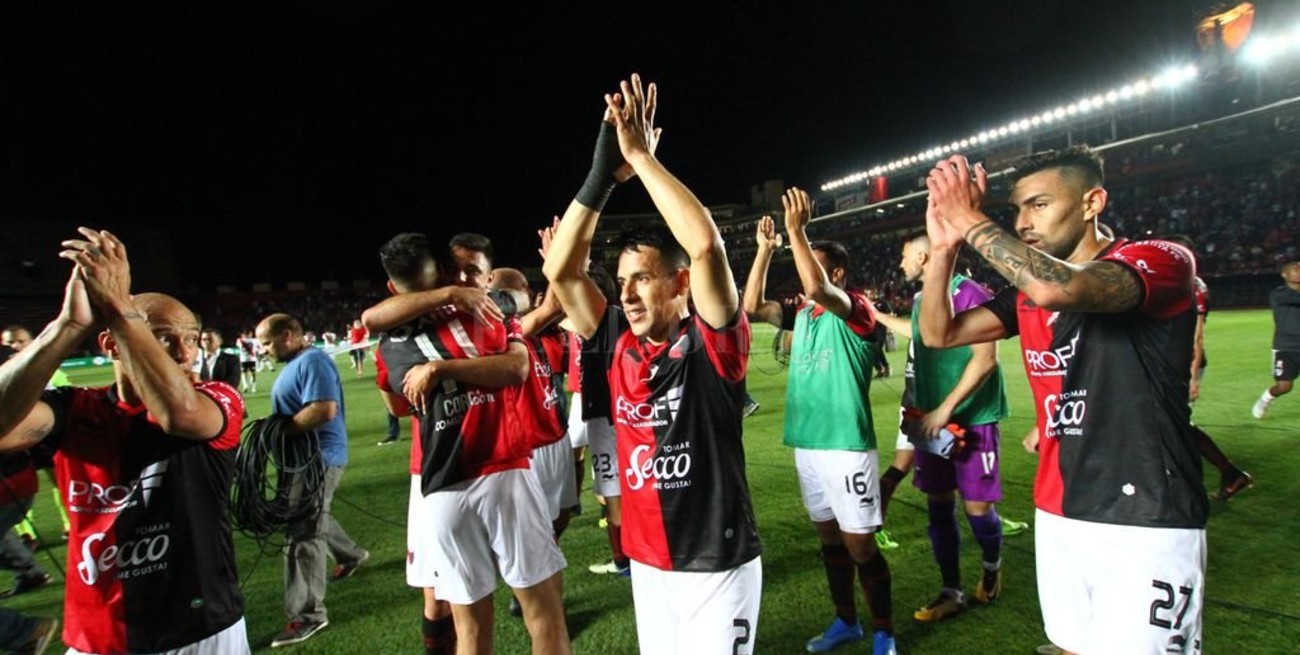 ¿Cómo formará Colón frente a Huracán?