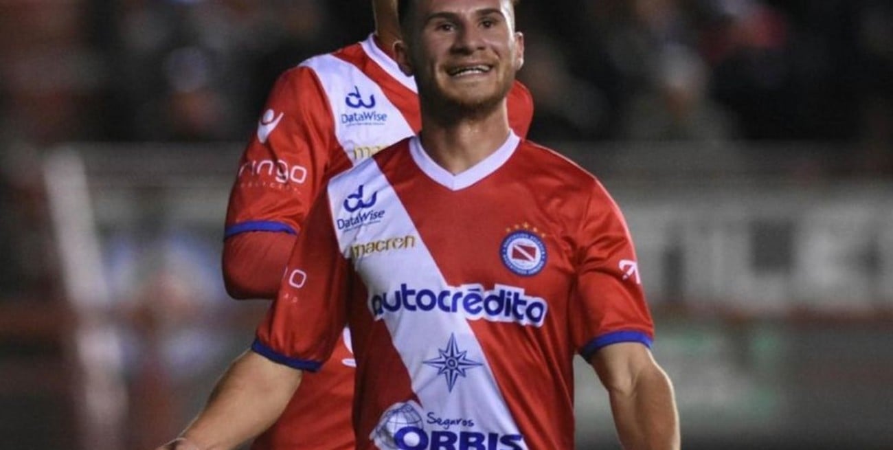 Alexis Mac Allister, el mejor jugador de Argentinos, será nuevo refuerzo de Boca