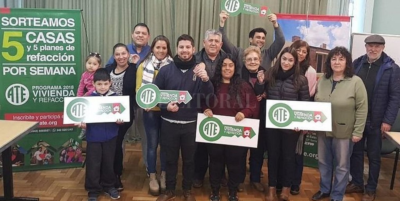 La alegría de la casa propia: nuevos propietarios beneficiarios del Programa ATE Vivienda y Refacción