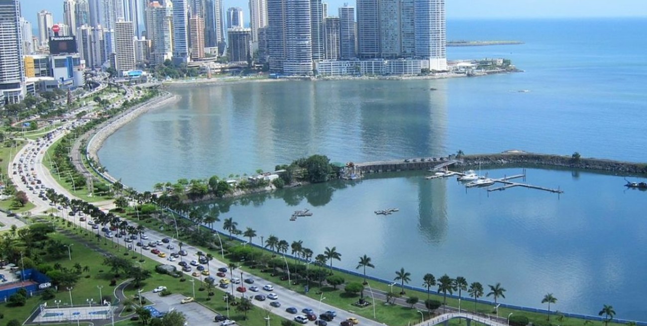 Panamá, Palau, Islas Seychelles e Islas Caimán en la lista negra de paraísos fiscales de la Unión Europea